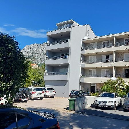 Apartments Neva Makarska Eksteriør bilde