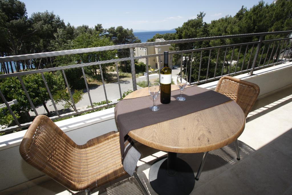 Apartments Neva Makarska Eksteriør bilde