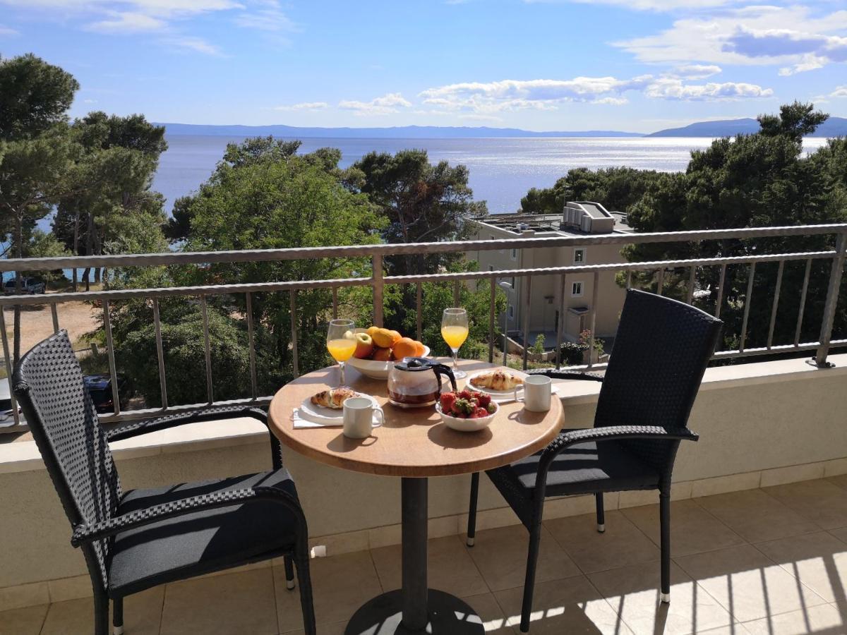 Apartments Neva Makarska Eksteriør bilde