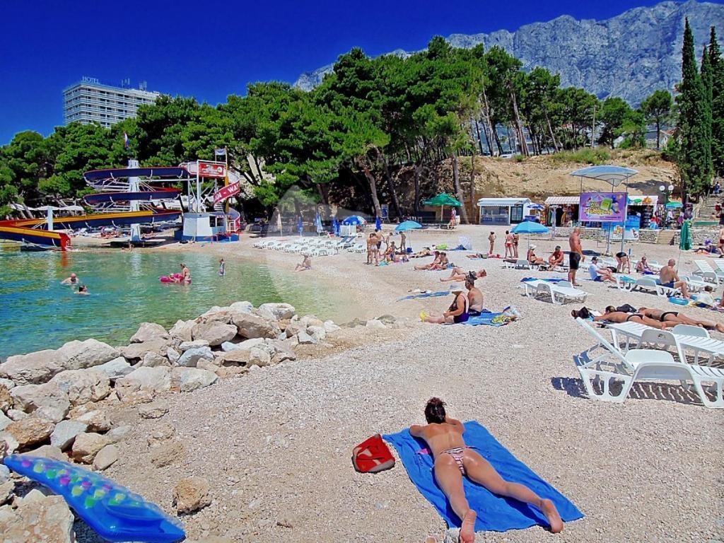 Apartments Neva Makarska Eksteriør bilde